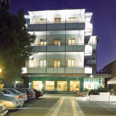 Acasamia Welchome Hotel ريميني المظهر الخارجي الصورة