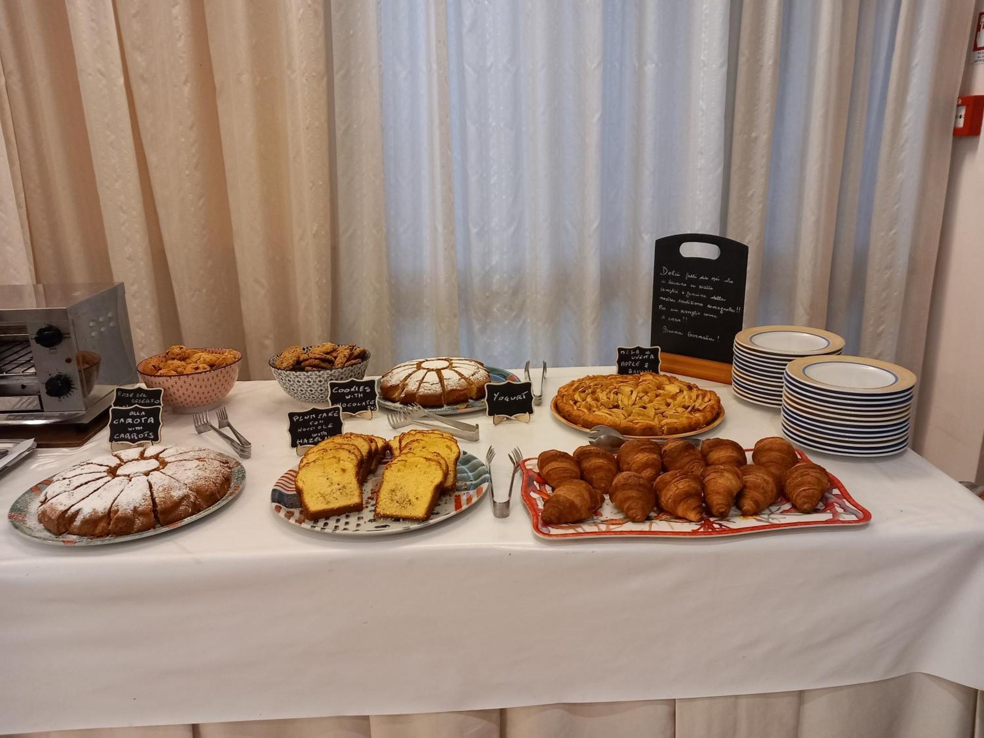 Acasamia Welchome Hotel ريميني المظهر الخارجي الصورة