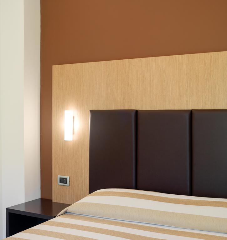 Acasamia Welchome Hotel ريميني المظهر الخارجي الصورة
