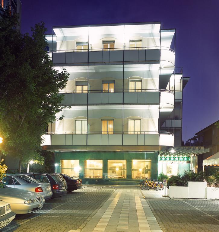 Acasamia Welchome Hotel ريميني المظهر الخارجي الصورة
