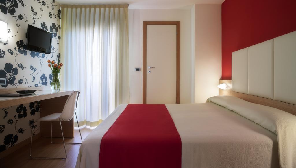 Acasamia Welchome Hotel ريميني المظهر الخارجي الصورة