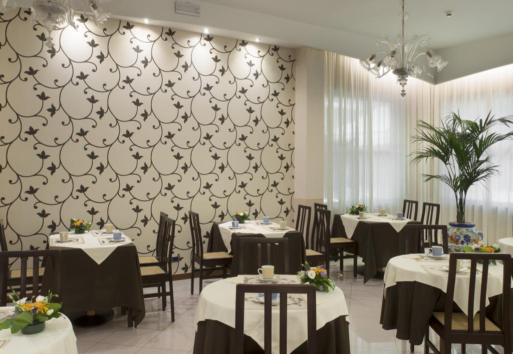 Acasamia Welchome Hotel ريميني المظهر الخارجي الصورة